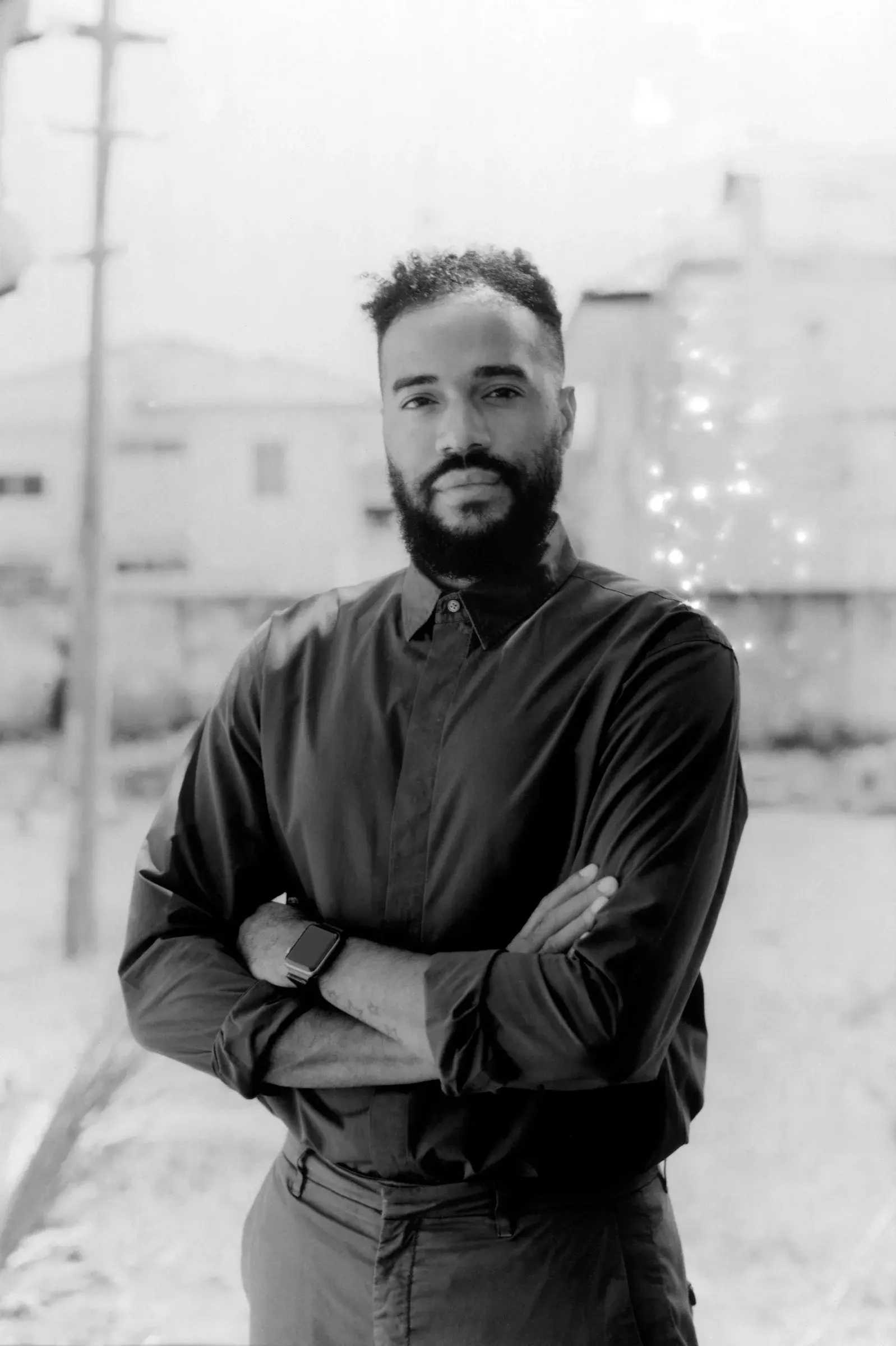 Portrait of Glenn DeRoche in Accra, Ghana, for DeRoche Projects, Photography Julien Lanoo