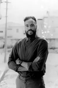 Portrait of Glenn DeRoche in Accra, Ghana, for DeRoche Projects, Photography Julien Lanoo