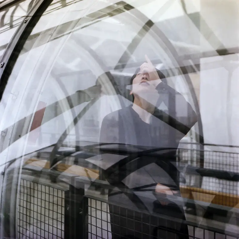 Hiroko Kusunoki portrait in Paris, France, Photography Julien Lanoo