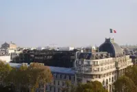 Laborde by PCA-STREAM in Paris, a contemporary office space with light and glazing, Photography Julien Lanoo