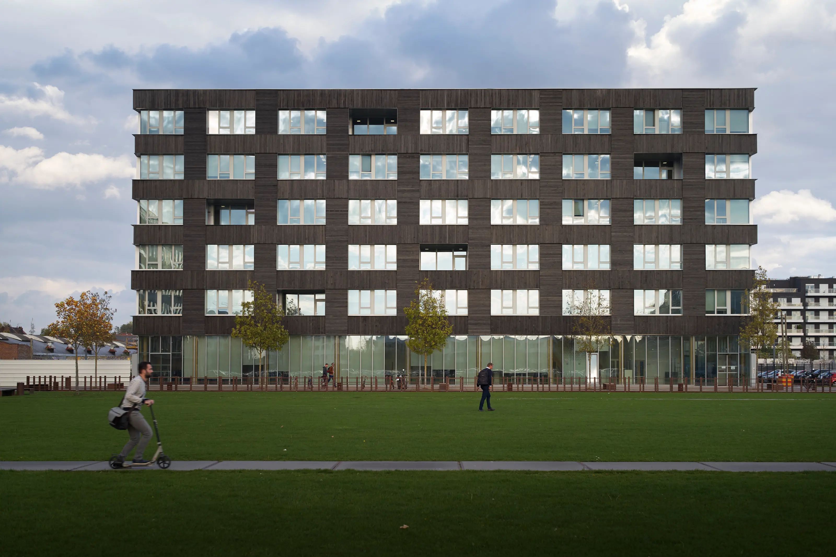 Téranéo Euratechnologies by POST Architectes in Lille, France, Photography Julien Lanoo